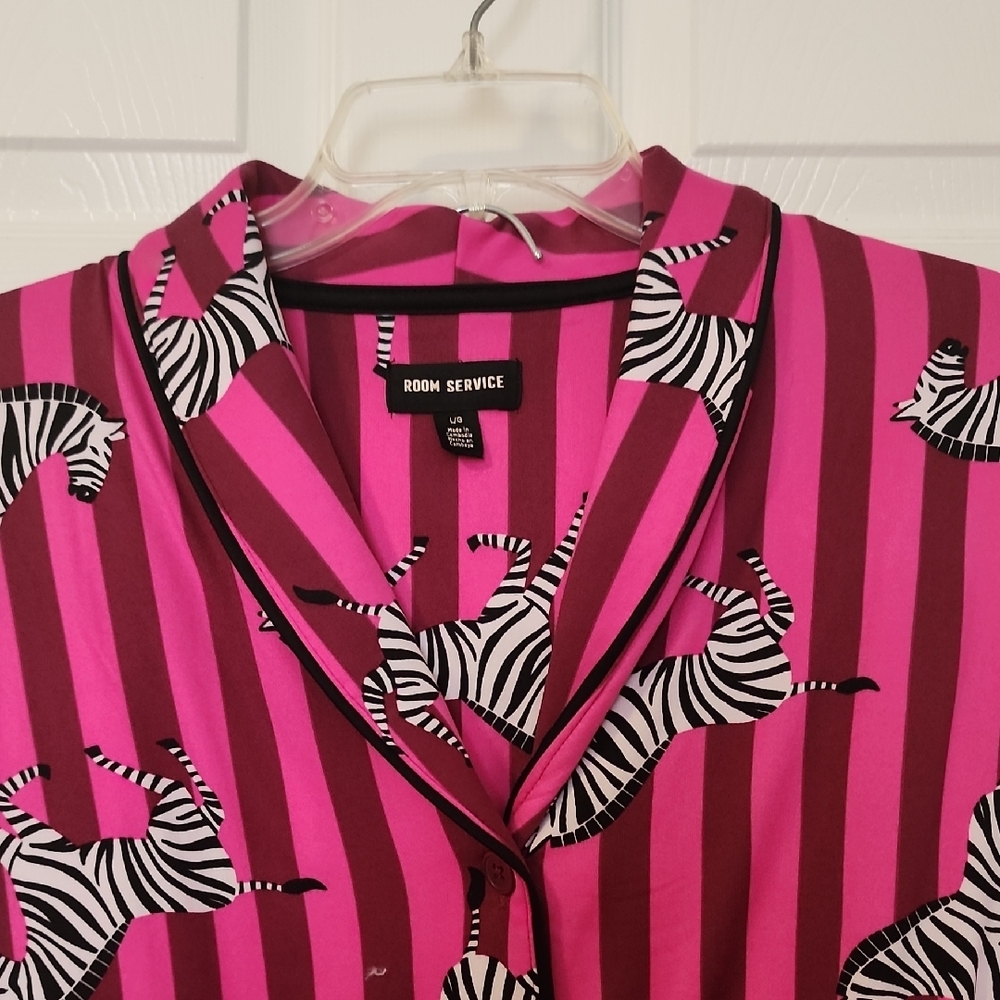 Vibrant Pink Zebra Print Women's Pajama Set - Picture 2 of 6